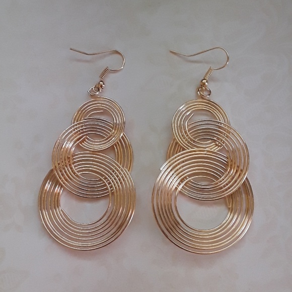 Bundle of 2 pairs Geometric Circle Drop Earrings - Picture 6 of 6